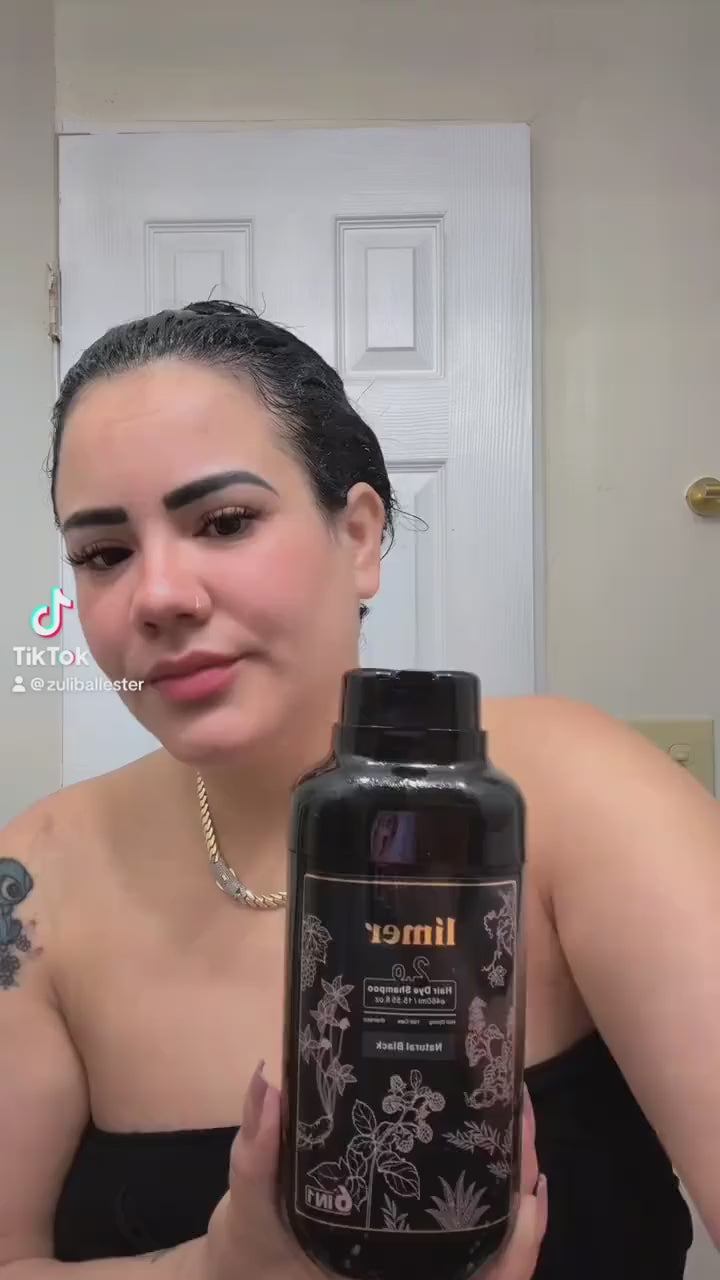 Real user applying Limer hair dye shampoo at home to show easy hair coloring application and natural-looking coverage results